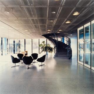 Candida Höfer - F. Hoffmann-La Roche AG Basel 2002