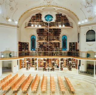 Candida Höfer - Voralberger Landesbibliothek Bregenz I