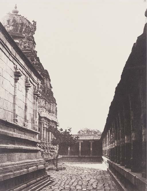 Capt. Linnaeus Tripe - Temple study, Madura