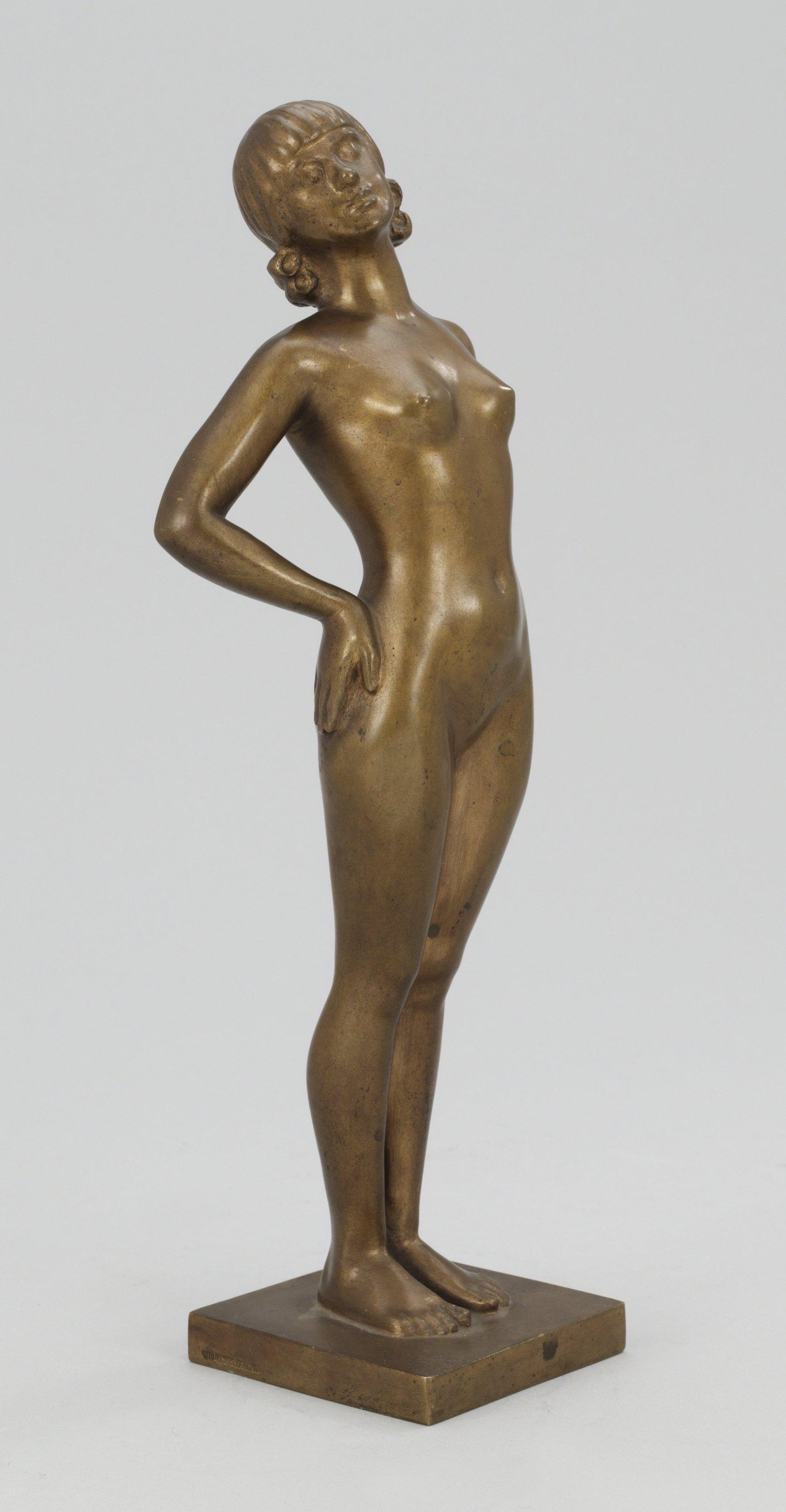 Carin Nilson - Stående kvinna