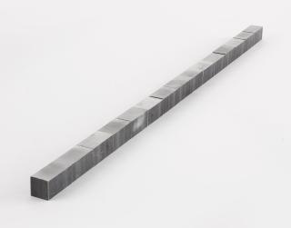 Carl Andre - Aluminium Row