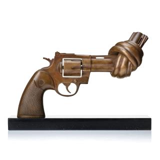 Carl Fredrik Reuterswärd - \'Non Violence\'