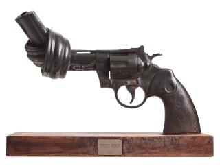 Carl Fredrik Reuterswärd - \'Non-Violence\'