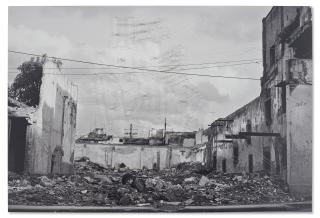 Carlos Garaicoa - Cocoon