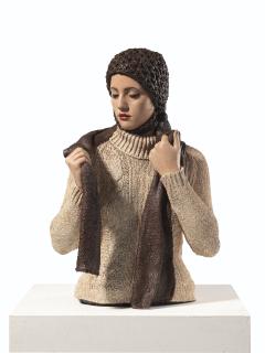 Carole Feuerman - Christmas Carole