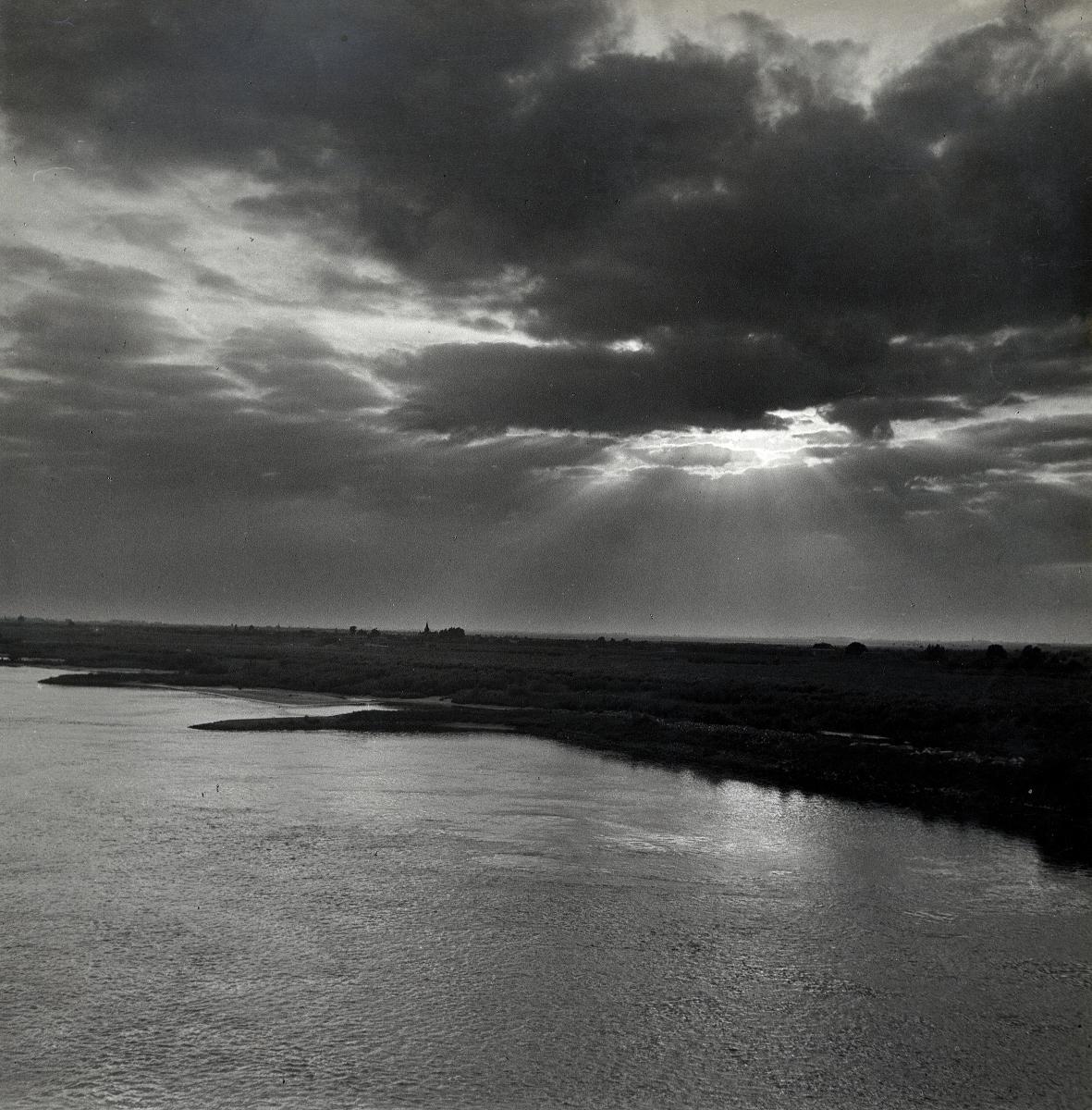 Cas Oorthuys - Waal bei Zaltbommel