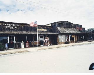 Catherine Opie - Freedom, Oklahoma