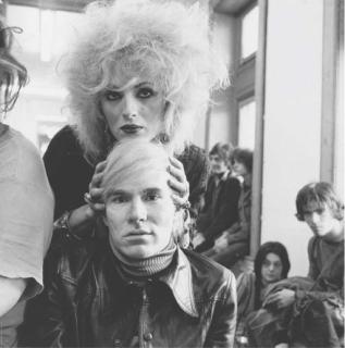 Cecil Beaton - Andy Warhol and Candy Darling, 1969