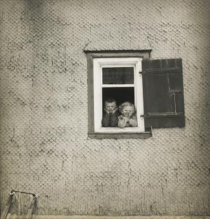 Cecil Beaton - Children At A Window In Switzerland, 1939 London Evacuee Children Billeted At Wilton House, 1939