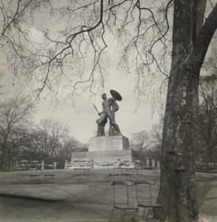 Cecil Beaton - London, c. 1940