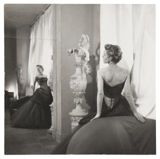 Cecil Beaton - Mrs. Charles James, 1955