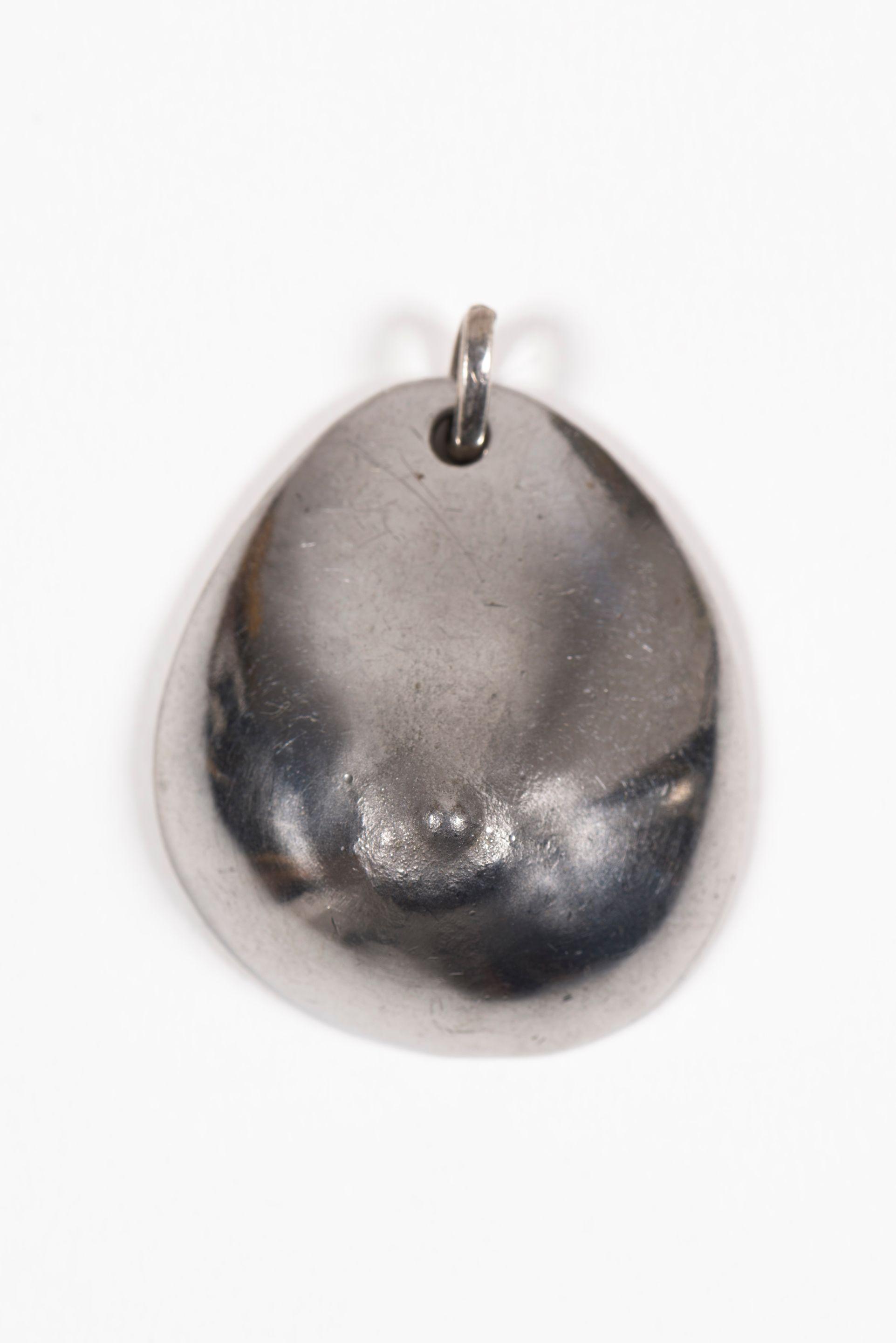 César - Pendentif » Le Sein »