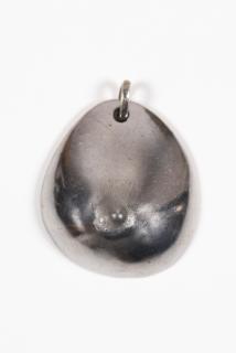 César - Pendentif » Le Sein »