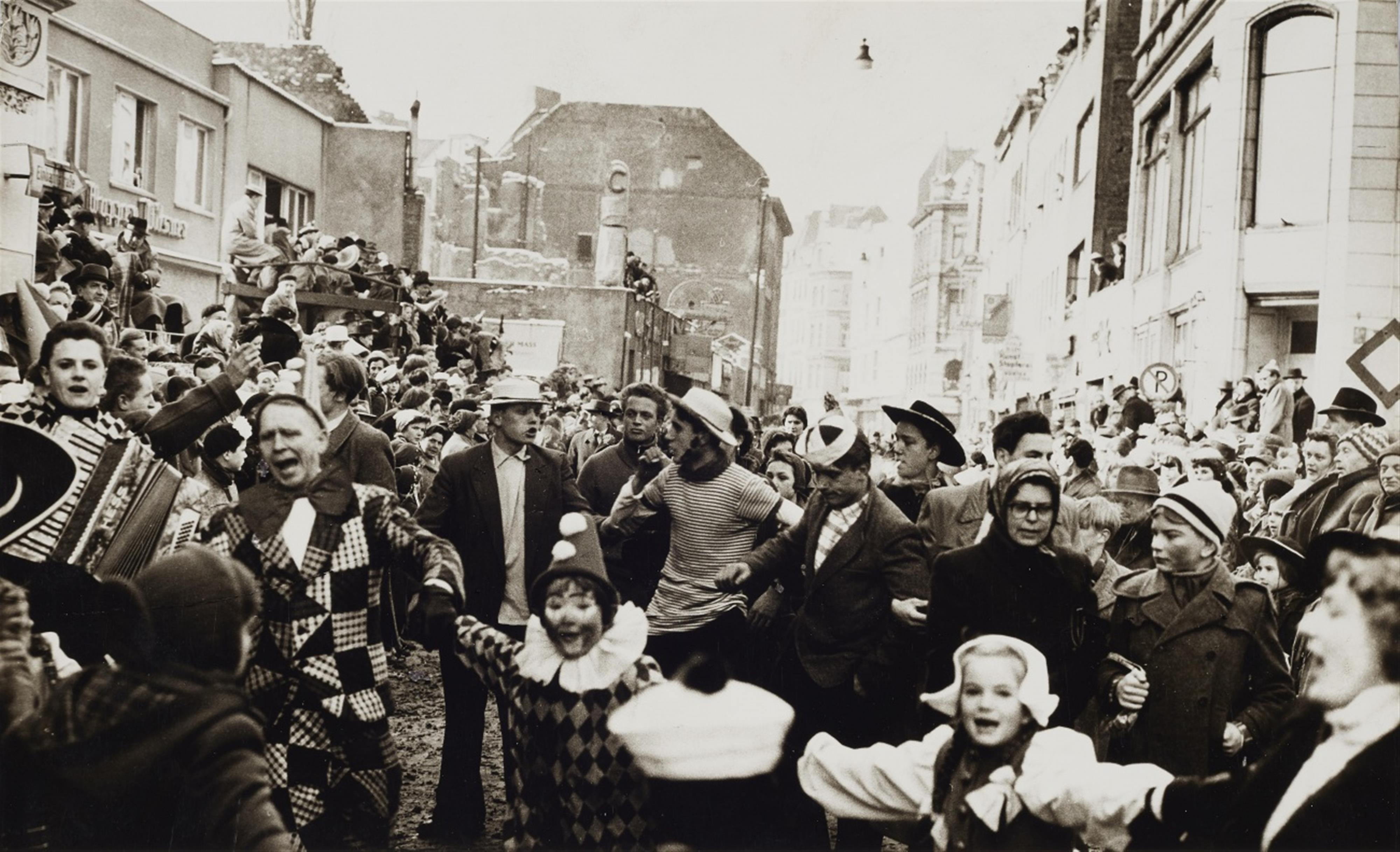 Chargesheimer - In der Mittelstrasse, Köln