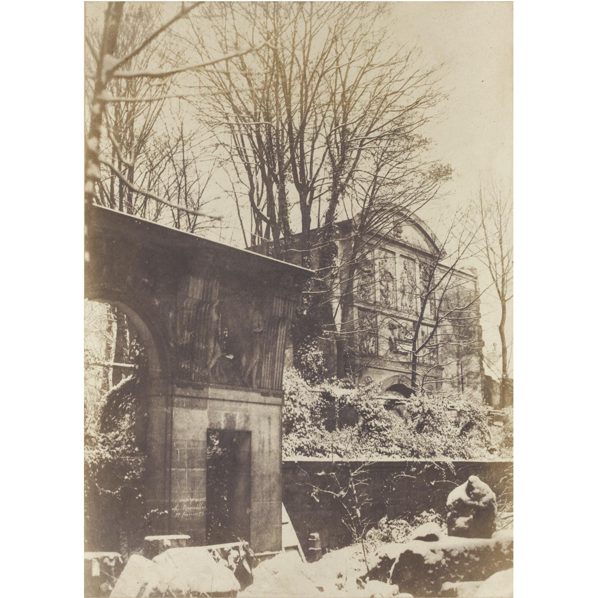 Charles Marville - Dans Le Jardin De L\'Ecole Des Beaux-Arts, À Paris, 1853