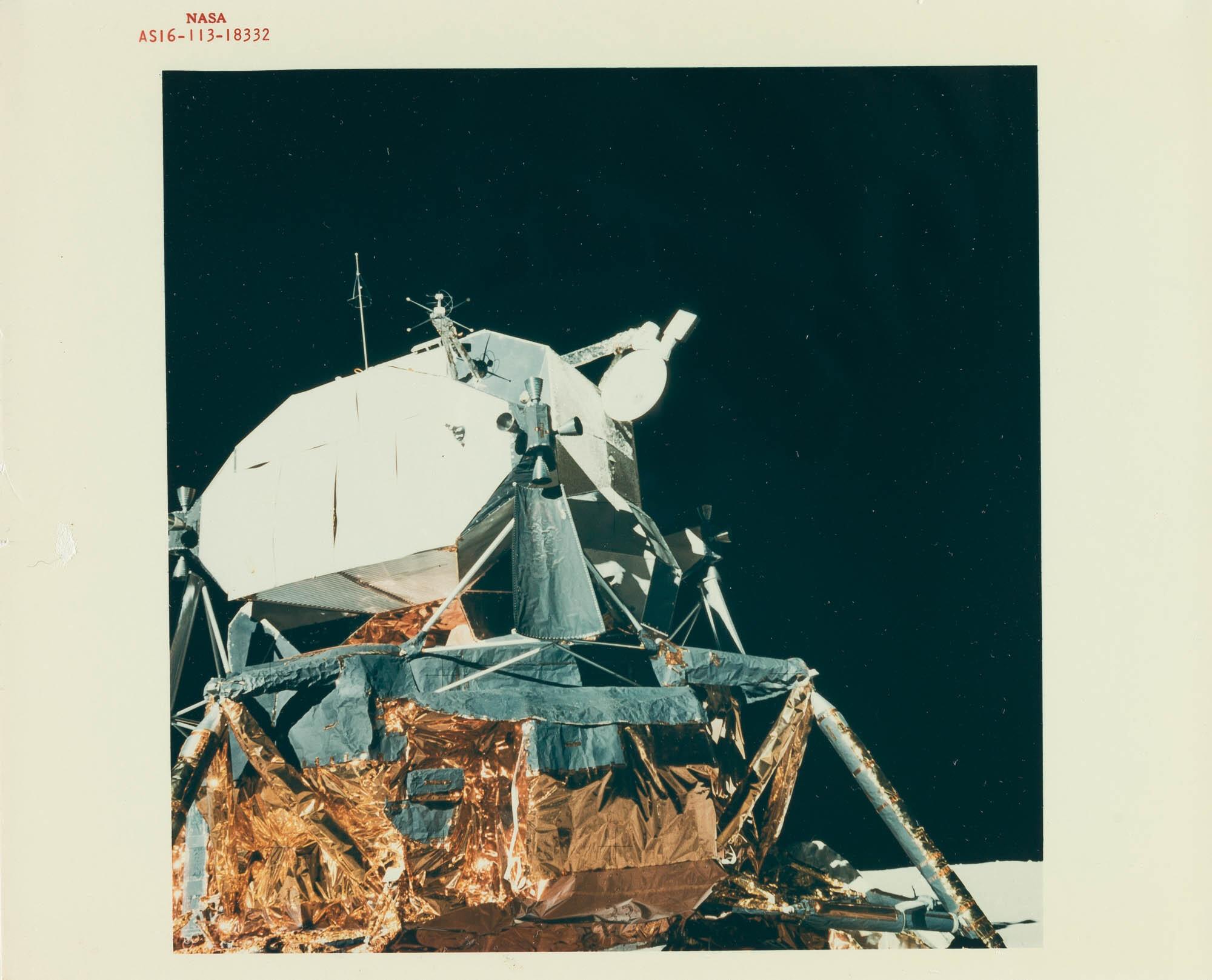 Charles Moss Duke - Apollo 16: Lunar Module „Orion“ parked on the Lunar surface.