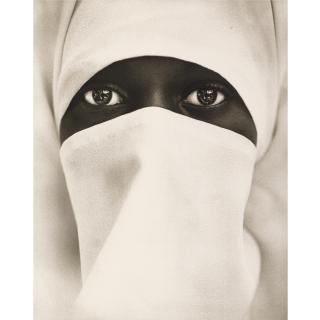 Chester Higgins Jr. - Moslem Woman, New York, 1990