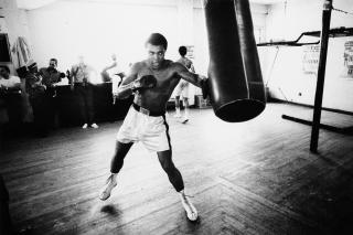 Chris Smith - On The Heavy Bag (Muhammad Ali Training At The 5Th Street Gym, Before His First Fight With Joe Frazier)