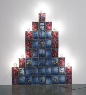 Christian Boltanski - Monument