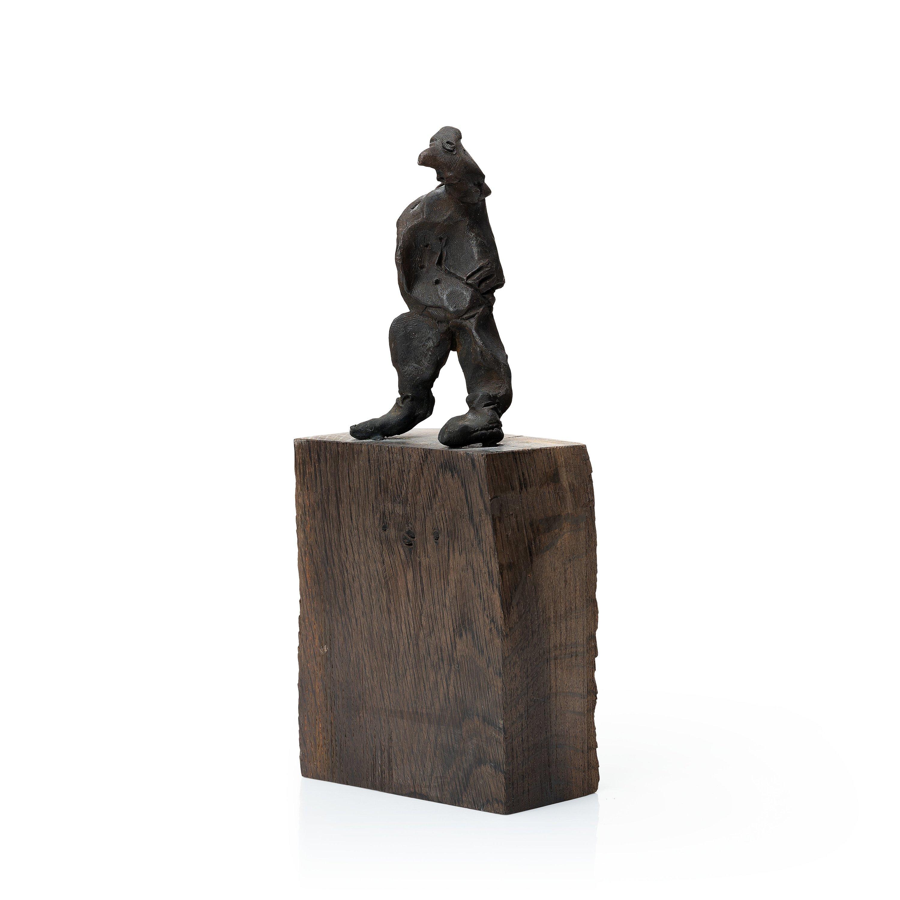 Claes Hake - Standing figure