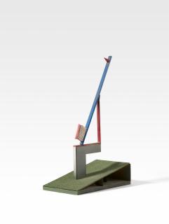 Claes Oldenburg - Cross section of a Toothbrush with paste, in a Cup on a Sink: Portrait of Coosje\'s Thinking (Model)