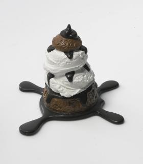 Claes Oldenburg - Profiterole (Gemini 1457)