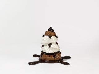 Claes Oldenburg - »Profiterole«