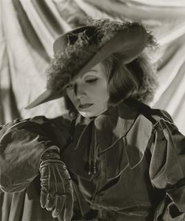 Clarence Sinclair Bull - Greta Garbo as Queen Christina, 1933