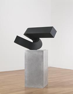 Clement Meadmore - Verge