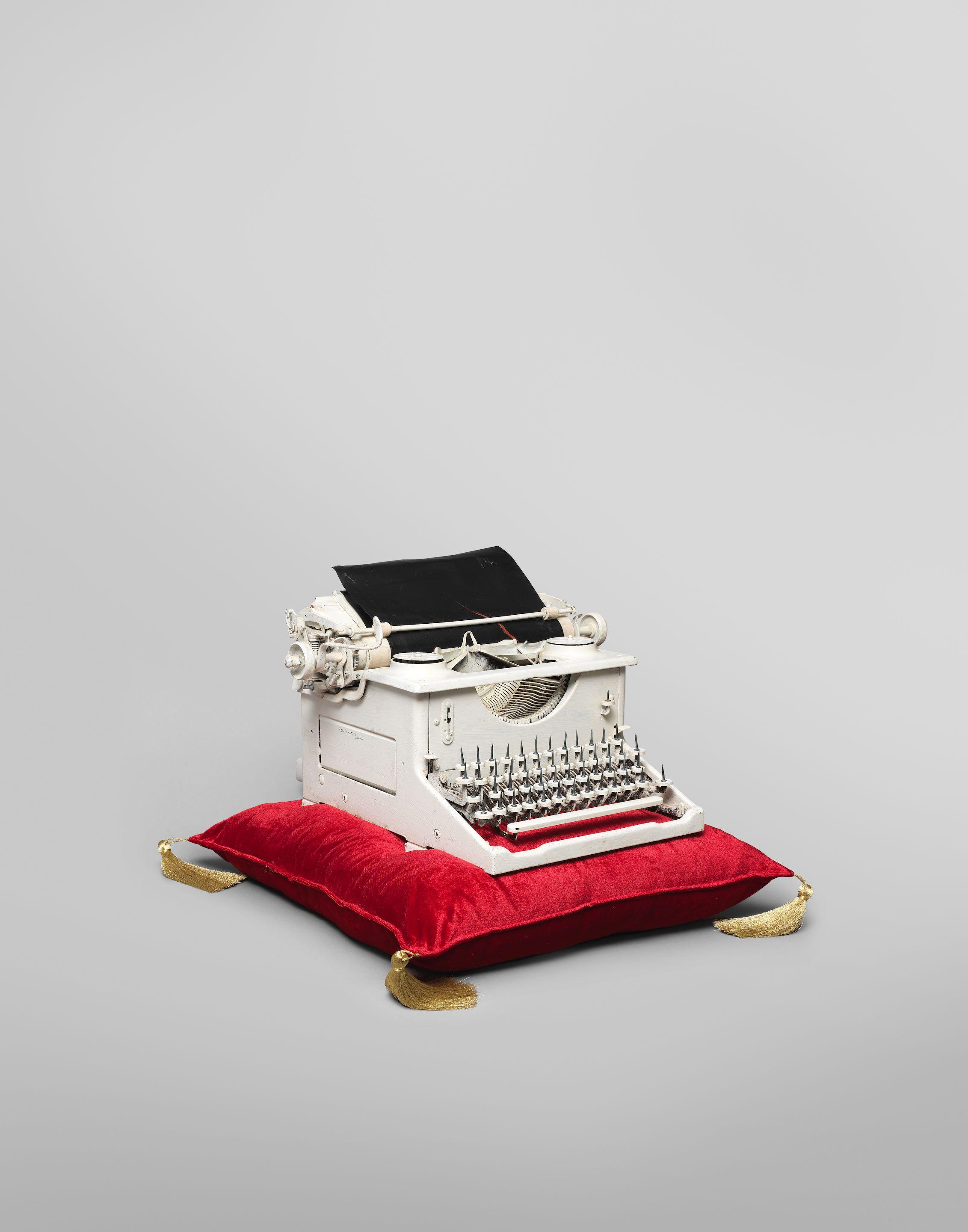 Conroy Maddox - Onanistic Typewriter II