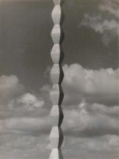 Constantin Brancusi - La Colonne Sans Fin, Târgu Jiu, Roumanie, 1938