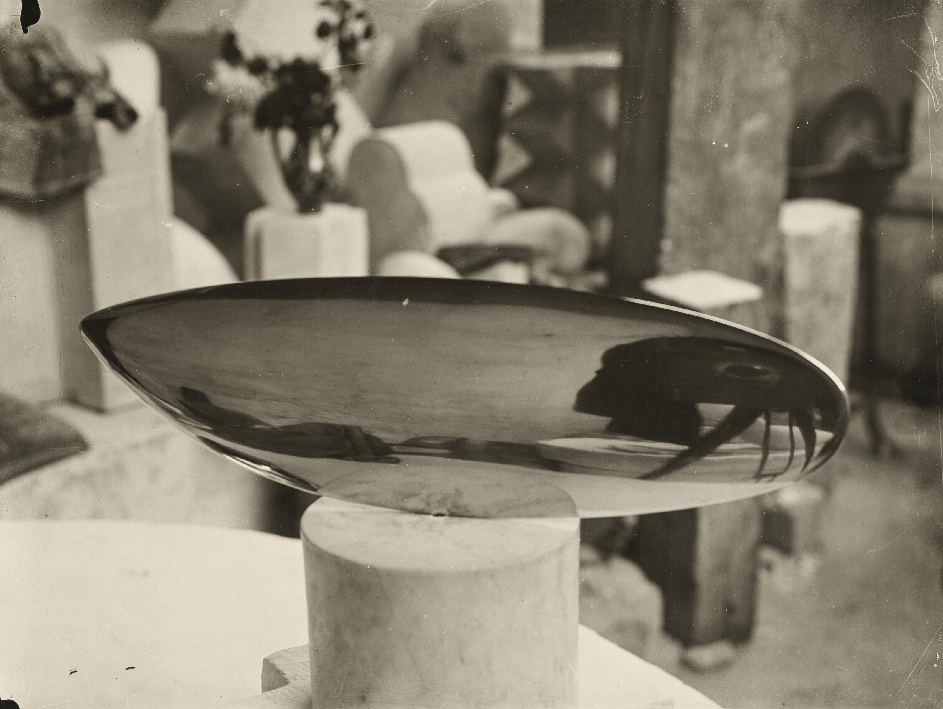 Constantin Brancusi - Le Poisson, c. 1924