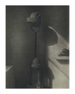 Constantin Brâncuşi - Plato, 1919