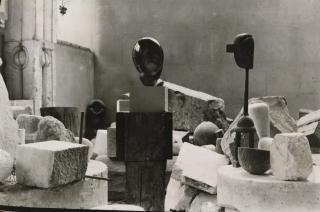Constantin Brancusi - Vue D\'Atelier, C. 1923