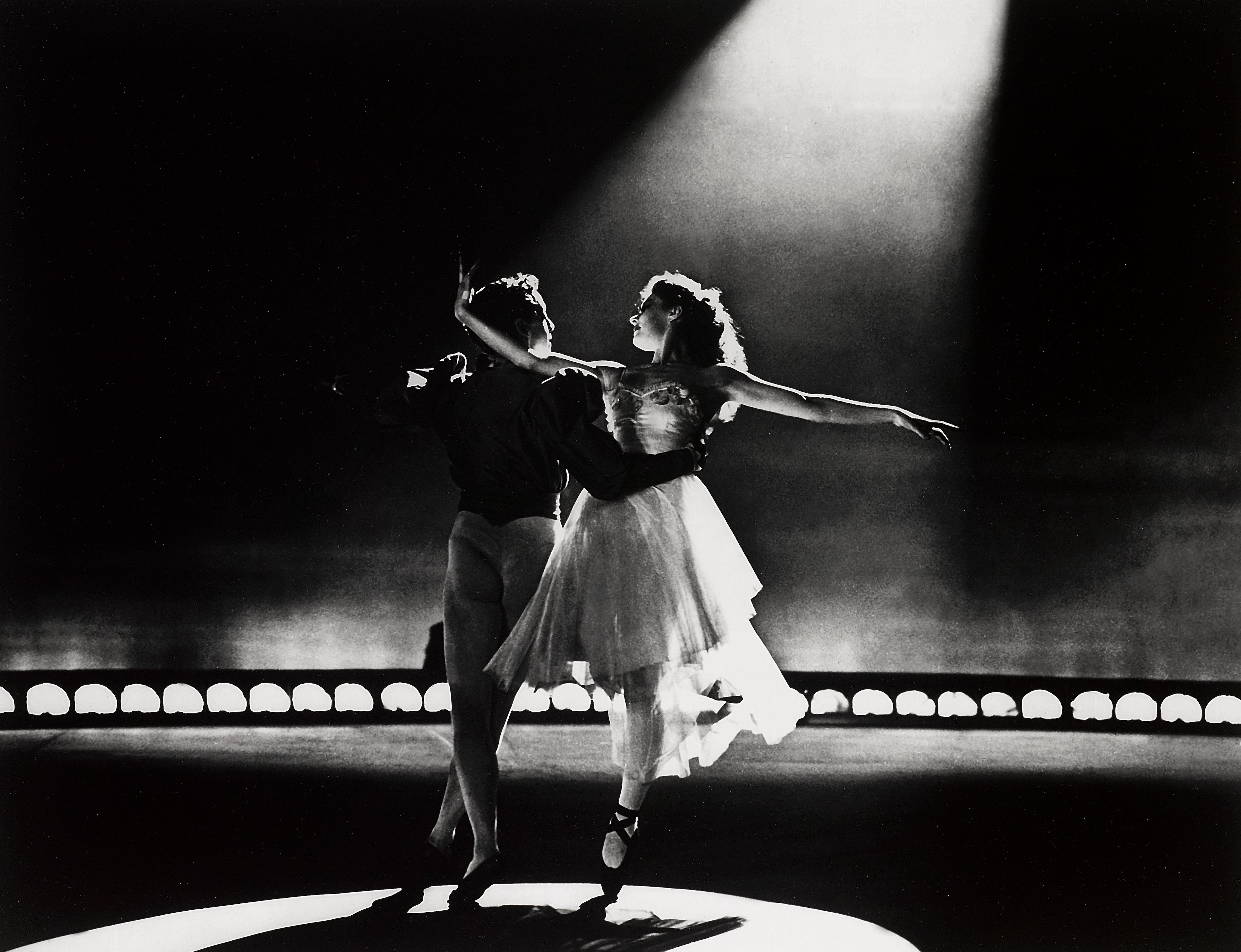 Cornel Lucas - Moira Shearer and Robert Helpmann in \'The Red Shoes\'
