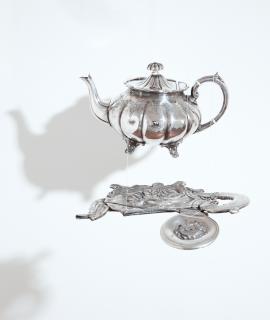 Cornelia Parker - Alter Ego (Teapot with reflection)