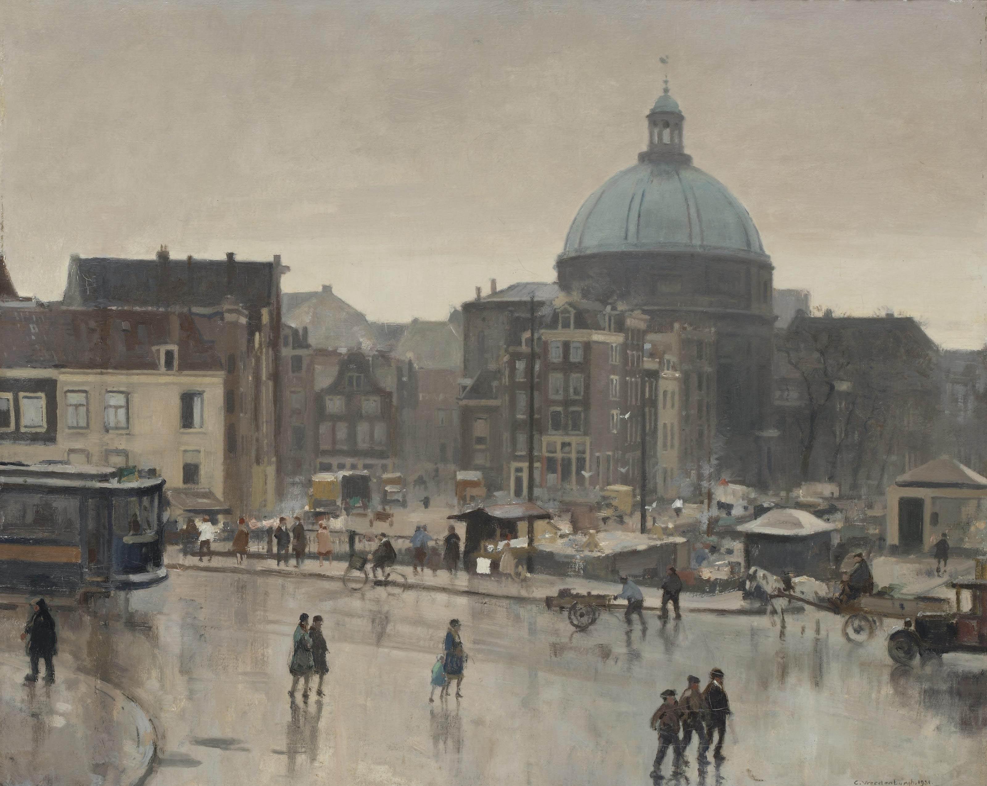 Cornelis Vreedenburgh - Figures on the bridge at the Prins Hendrikkade, Amsterdam, the Stromarkt and the Koepelkerk beyond