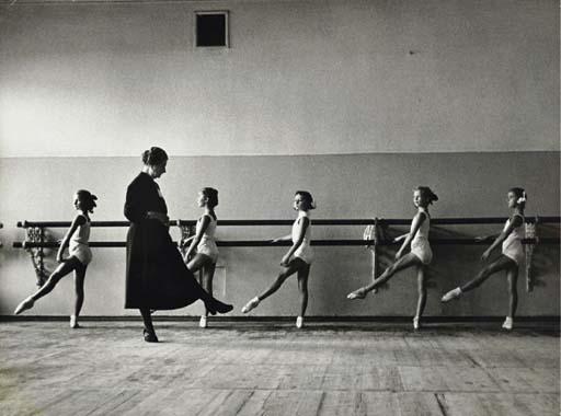 Cornell Capa - Bolshoi Ballet School, Moscow, 1958