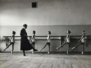 Cornell Capa - Bolshoi Ballet School, Moscow, 1958