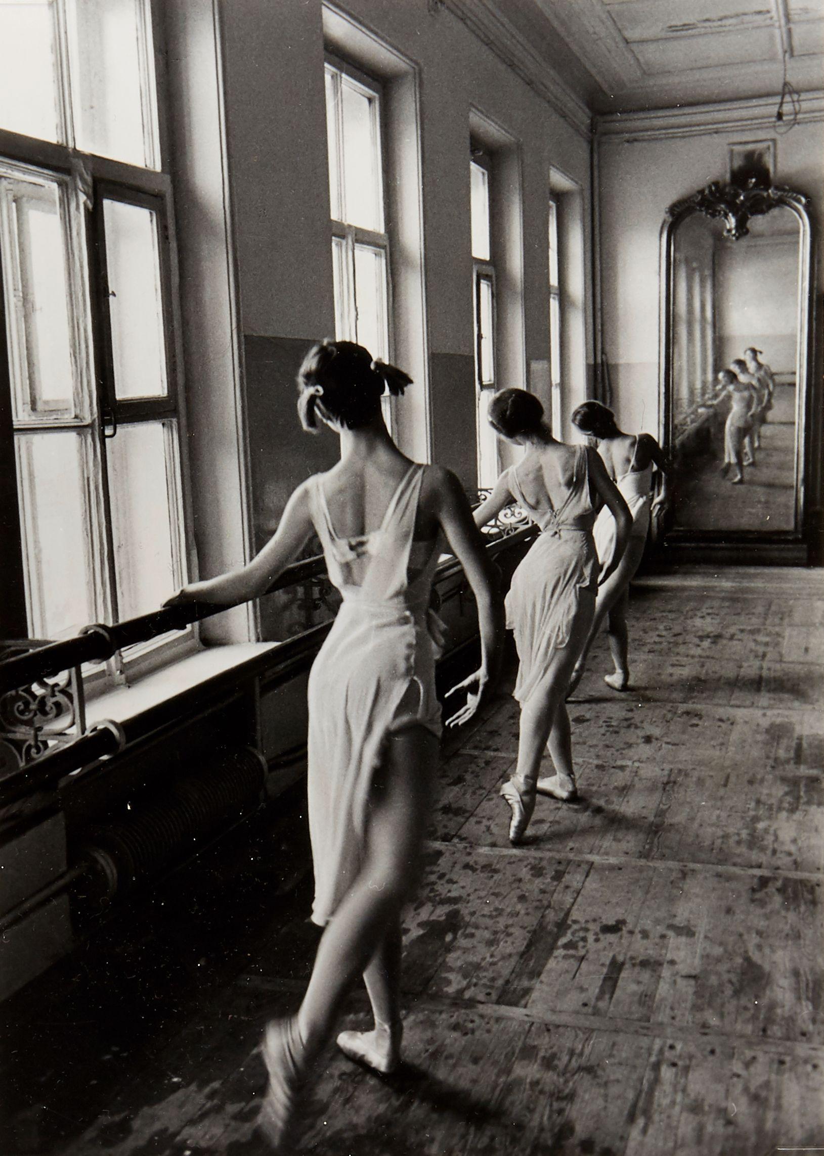 Cornell Capa - Bolshoi Ballet School, Moscow