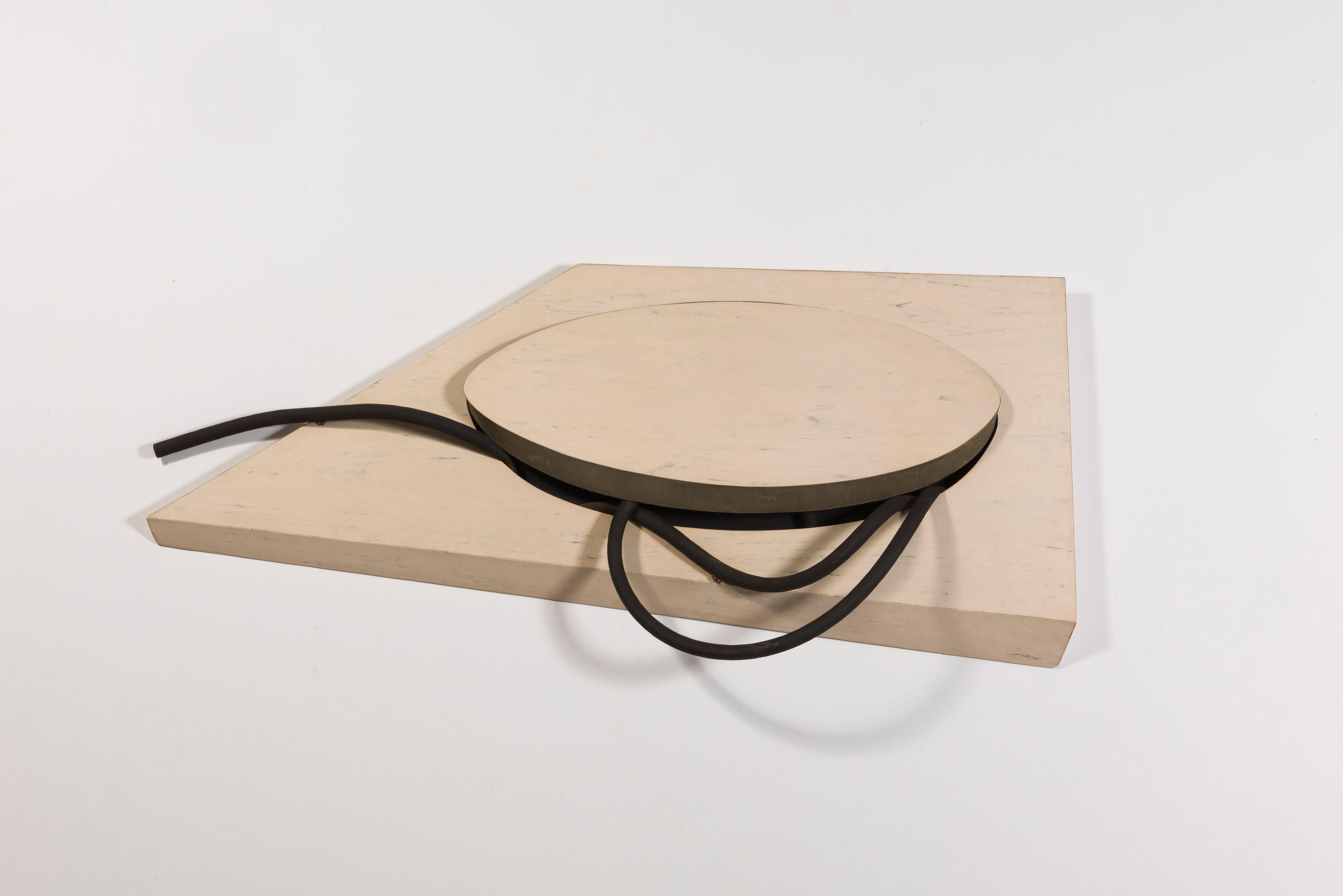 Costas Tsoclis - Trou fermé