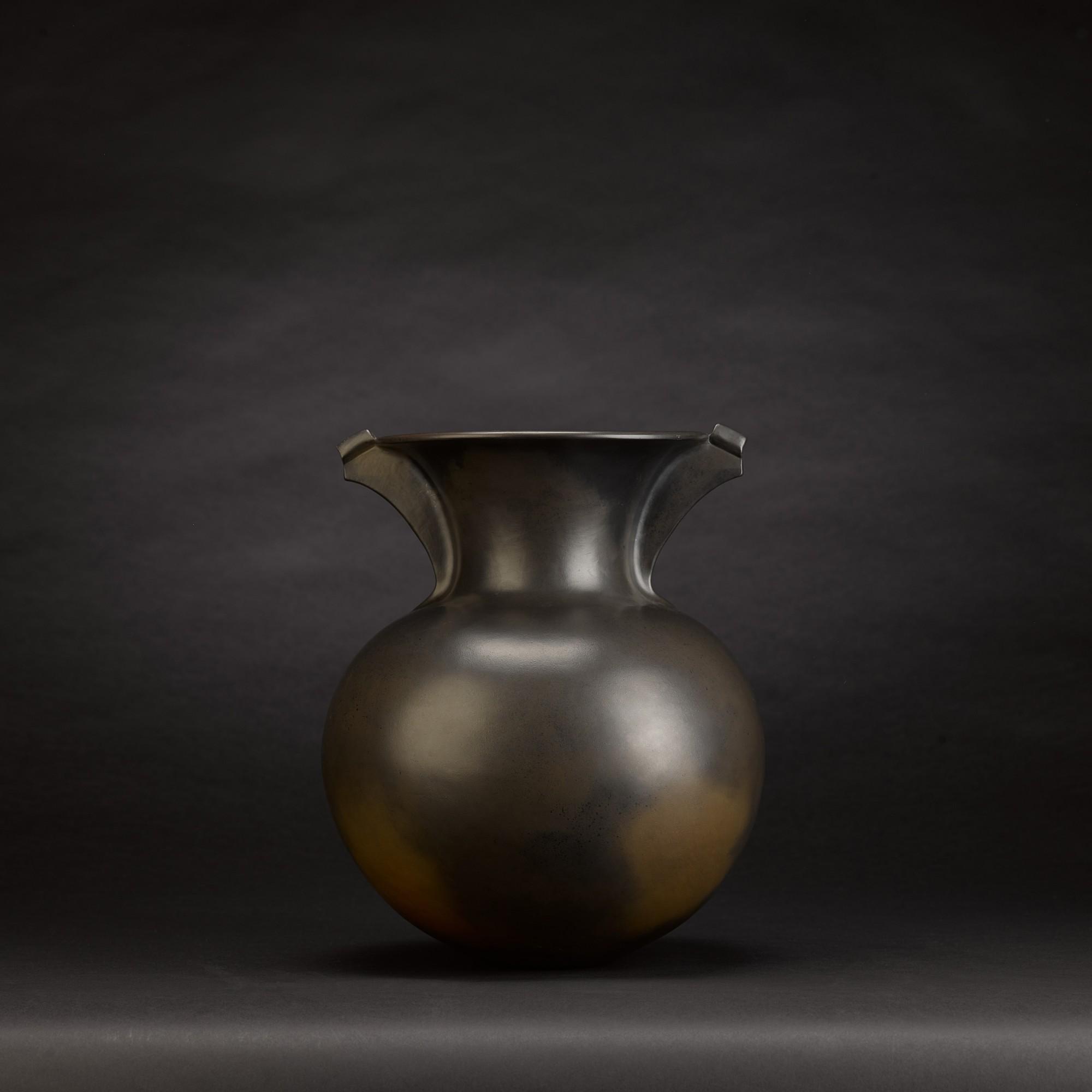 Dame Magdalene Odundo - Untitled