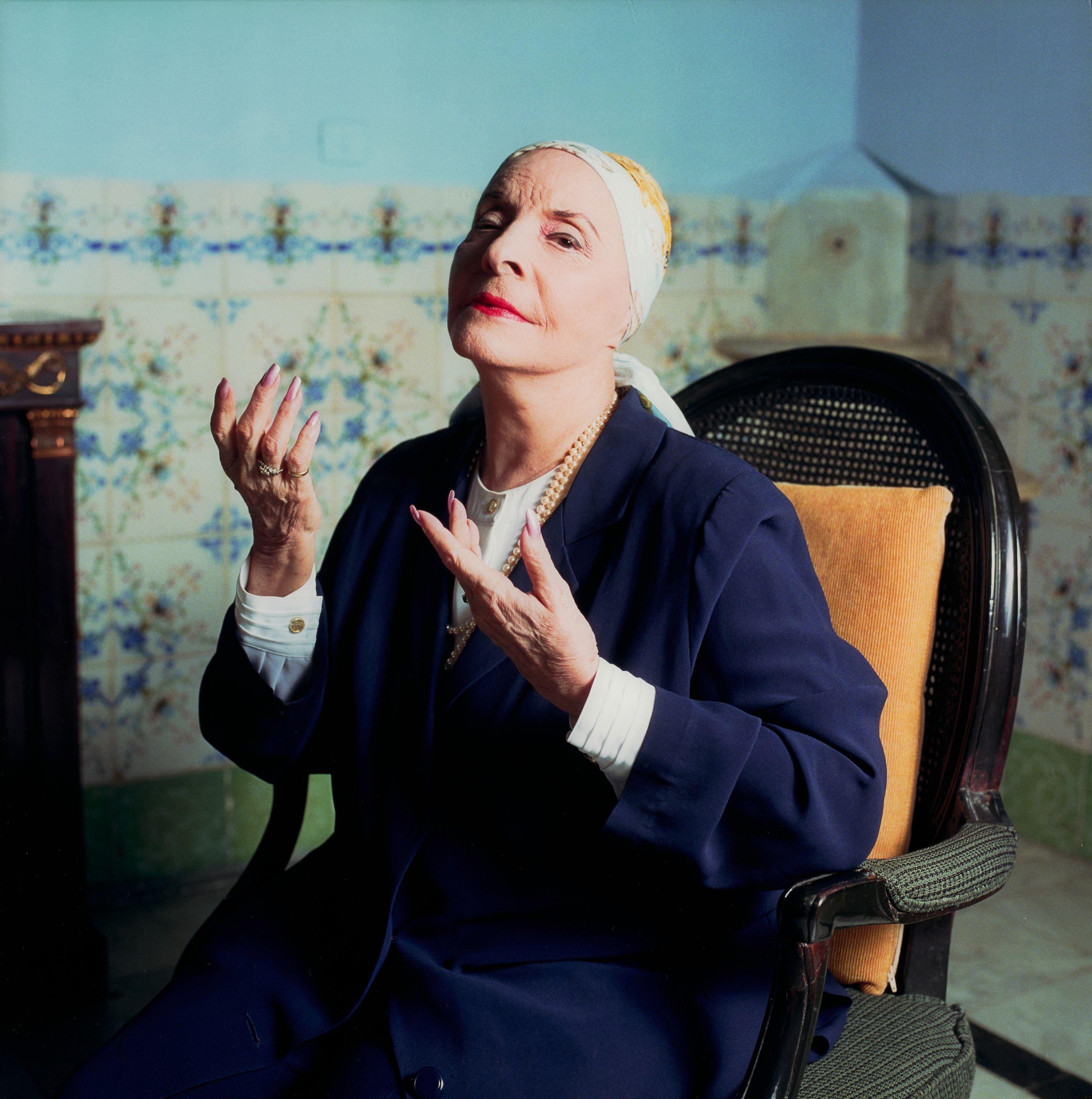 Désirée Dolron - \'Alicia Alonso\' (from \'Te dí todos mis sueños\')