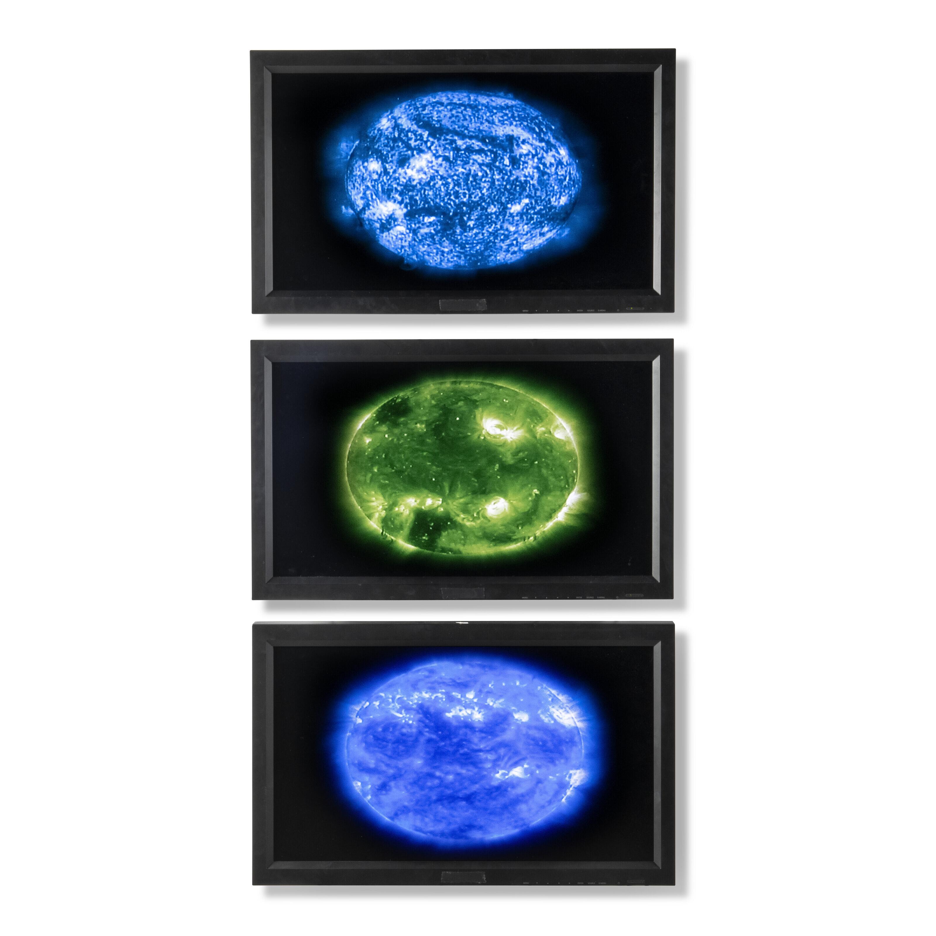 Diana Thater - Blue Green Cyan Suns