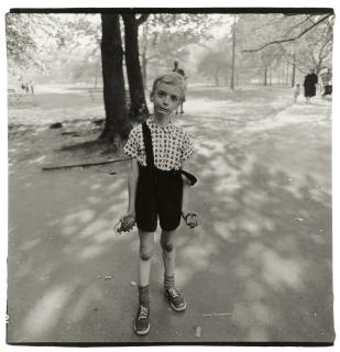 Diane Arbus - Child with a toy hand grenade in Central Park, N.Y.C., 1962