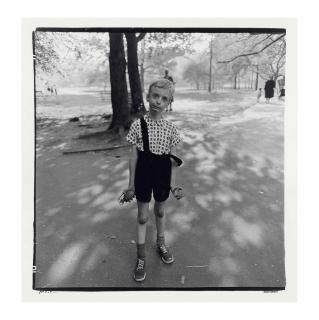 Diane Arbus - Child with a toy hand grenade in Central Park, N.Y.C., 1962