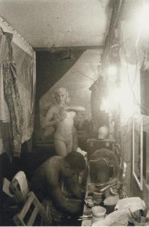 Diane Arbus - Female impersonators\' dressing room, N.Y.C., 1958