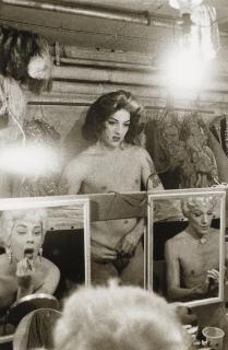 Diane Arbus - Female Impersonators In Mirrors, Nyc