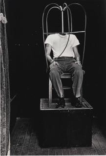 Diane Arbus - Headless man, N.Y.C., 1961