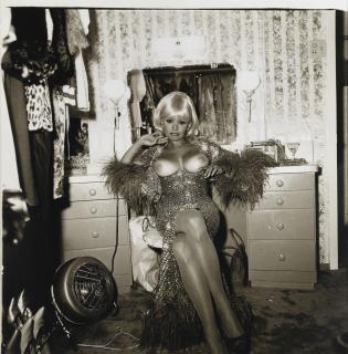 Diane Arbus - Topless Dancer In Her Dressing Room\'